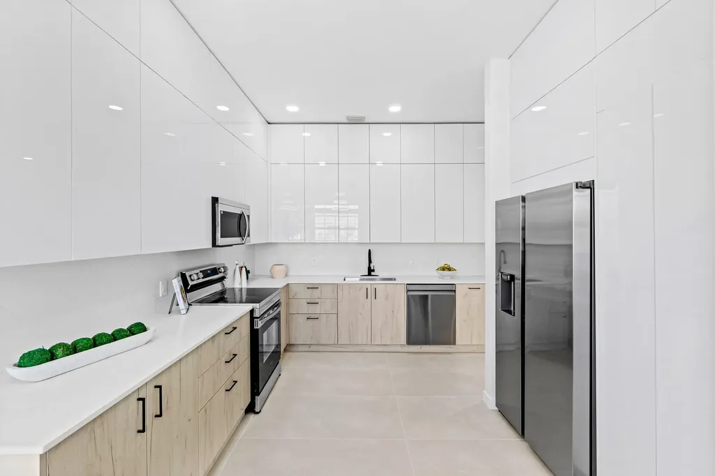 5166 Lake Catalina Drive Boca Raton FL 33496