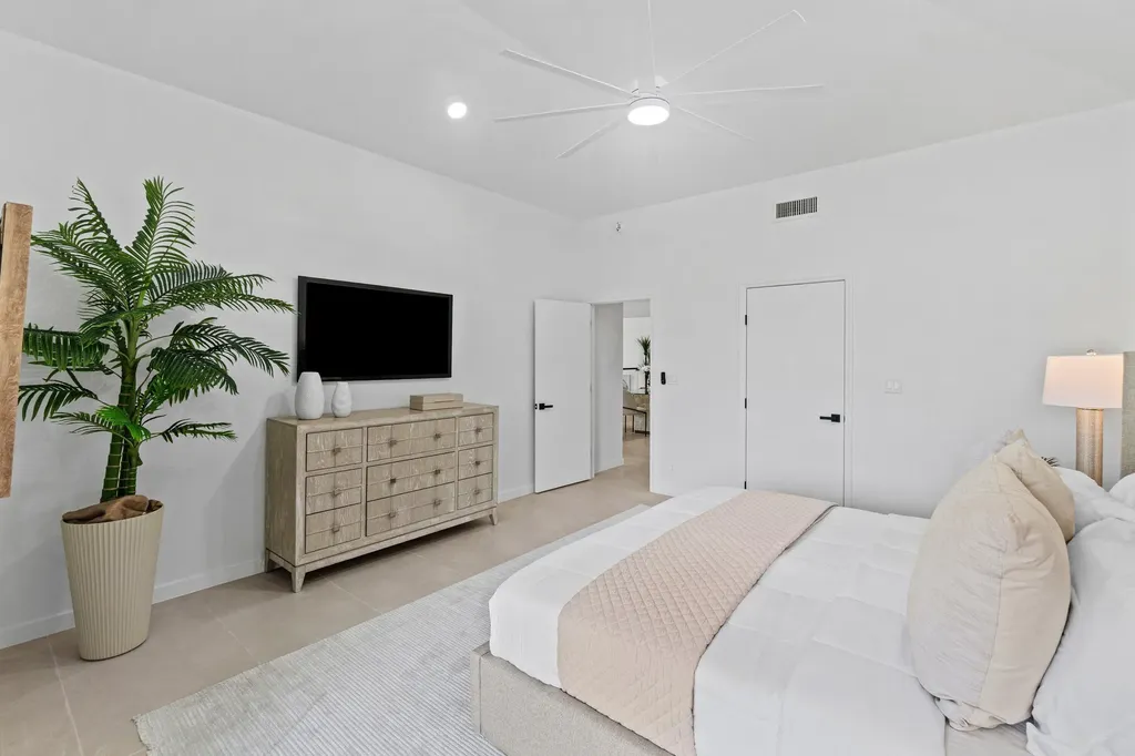 5166 Lake Catalina Drive Boca Raton FL 33496