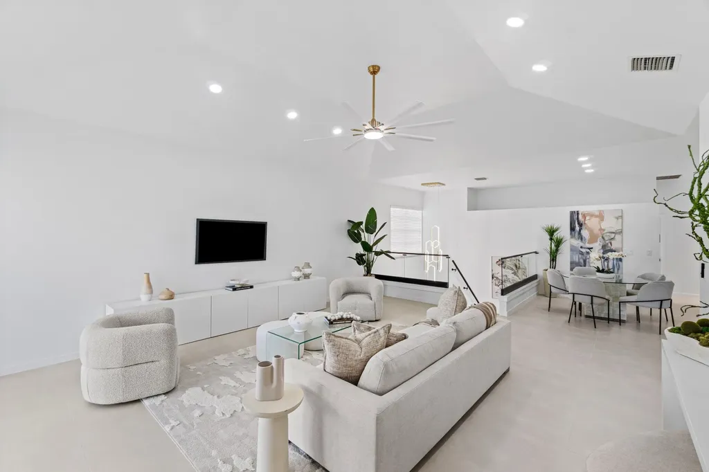 5166 Lake Catalina Drive Boca Raton FL 33496