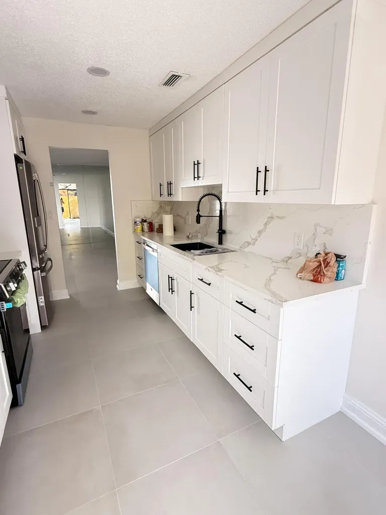 4538 NW 90th Avenue Sunrise FL 33351