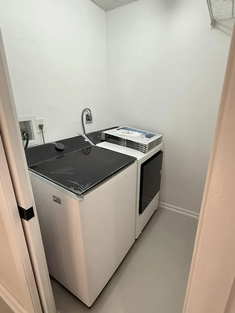 4538 NW 90th Avenue Sunrise FL 33351