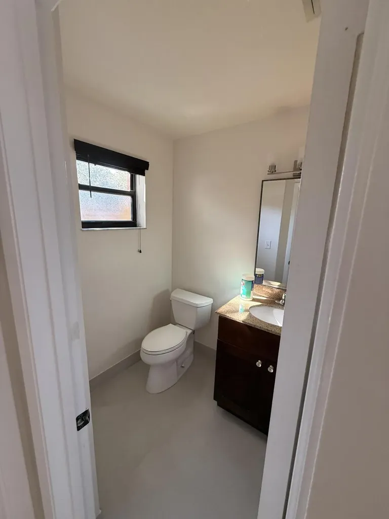 4538 NW 90th Avenue Sunrise FL 33351