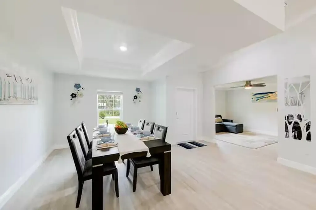 11038 Persimmon Boulevard West Palm Beach FL 33411