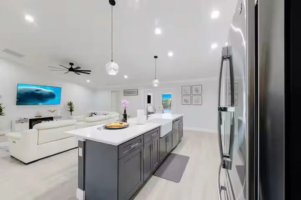 11038 Persimmon Boulevard West Palm Beach FL 33411