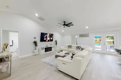 11038 Persimmon Boulevard West Palm Beach FL 33411