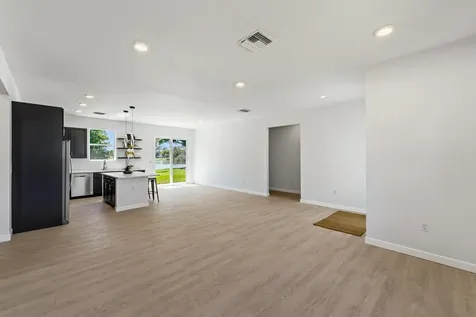 7705 Sebastian Road Fort Pierce FL 34951