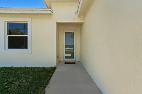 7705 Sebastian Road Fort Pierce FL 34951