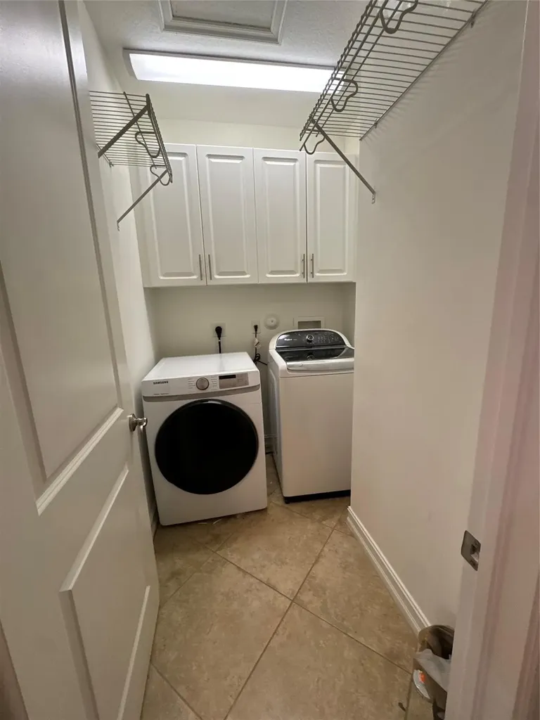 127 Riverwalk Circle W Plantation FL 33325