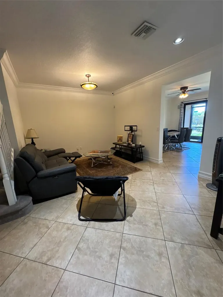 127 Riverwalk Circle W Plantation FL 33325
