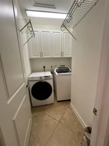 127 Riverwalk Circle W Plantation FL 33325