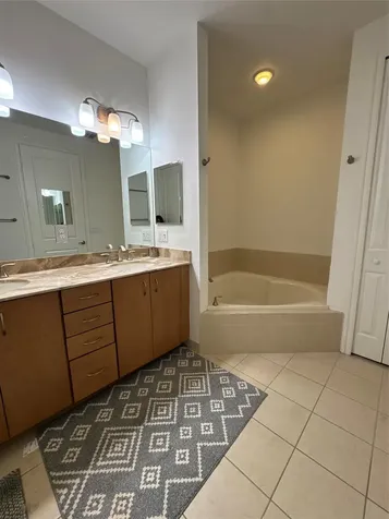 127 Riverwalk Circle W Plantation FL 33325