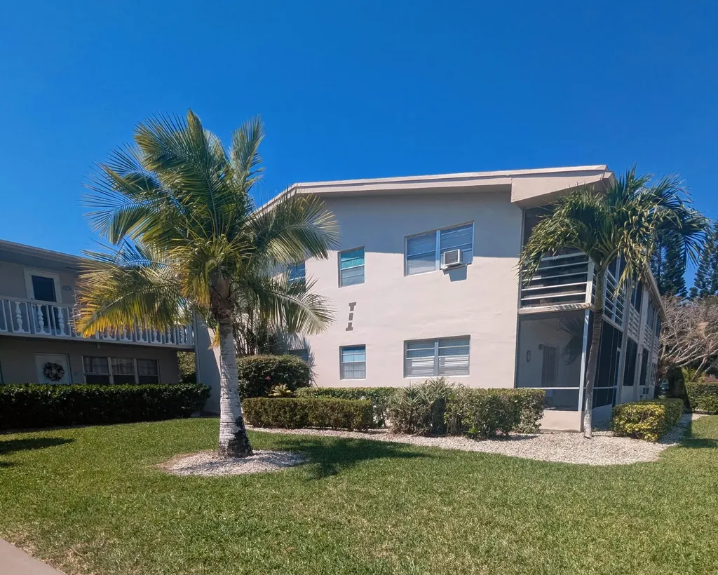 216 Andover I West Palm Beach FL 33417