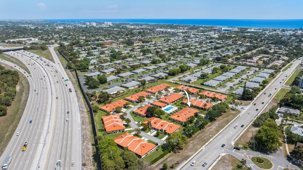 41 Bethesda Park Circle Boynton Beach FL 33435