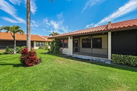 41 Bethesda Park Circle Boynton Beach FL 33435