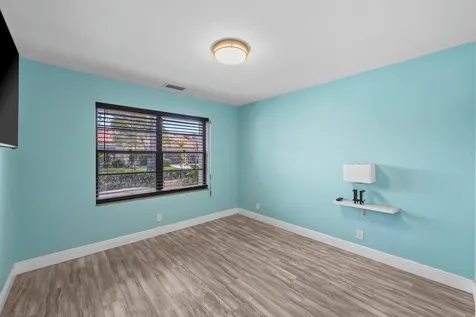 41 Bethesda Park Circle Boynton Beach FL 33435