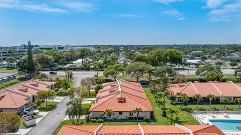 41 Bethesda Park Circle Boynton Beach FL 33435