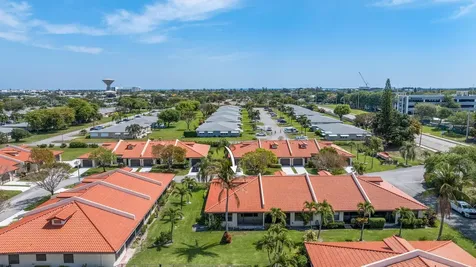 41 Bethesda Park Circle Boynton Beach FL 33435
