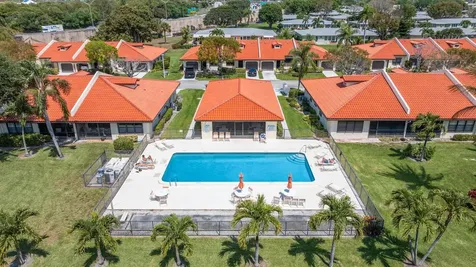 41 Bethesda Park Circle Boynton Beach FL 33435