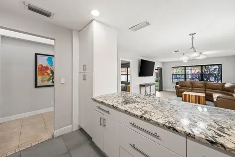 41 Bethesda Park Circle Boynton Beach FL 33435