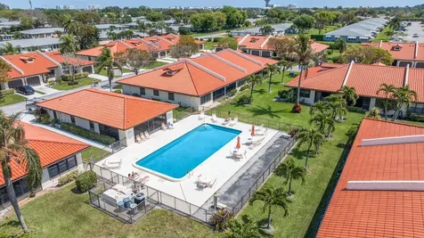 41 Bethesda Park Circle Boynton Beach FL 33435
