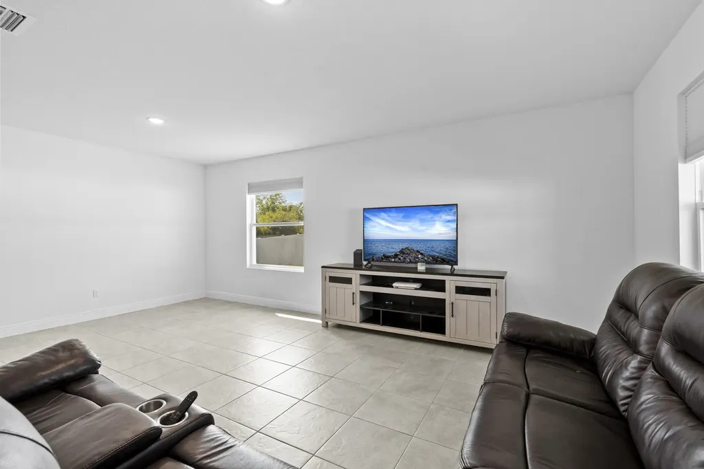 4636 SW Lassiter Terrace Port St Lucie FL 34953