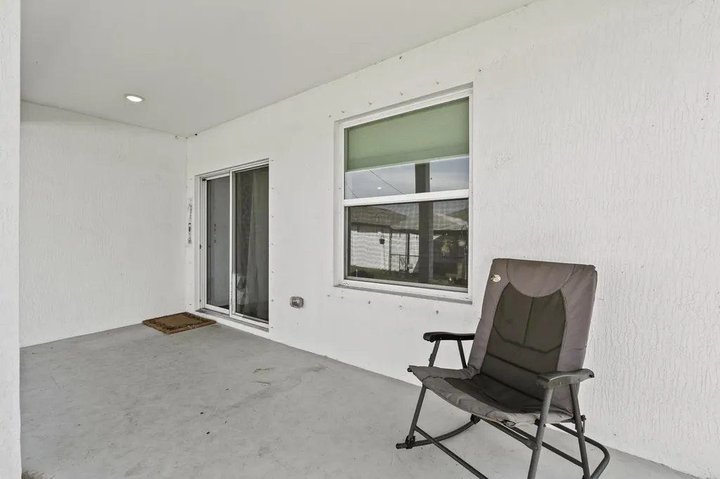 4636 SW Lassiter Terrace Port St Lucie FL 34953