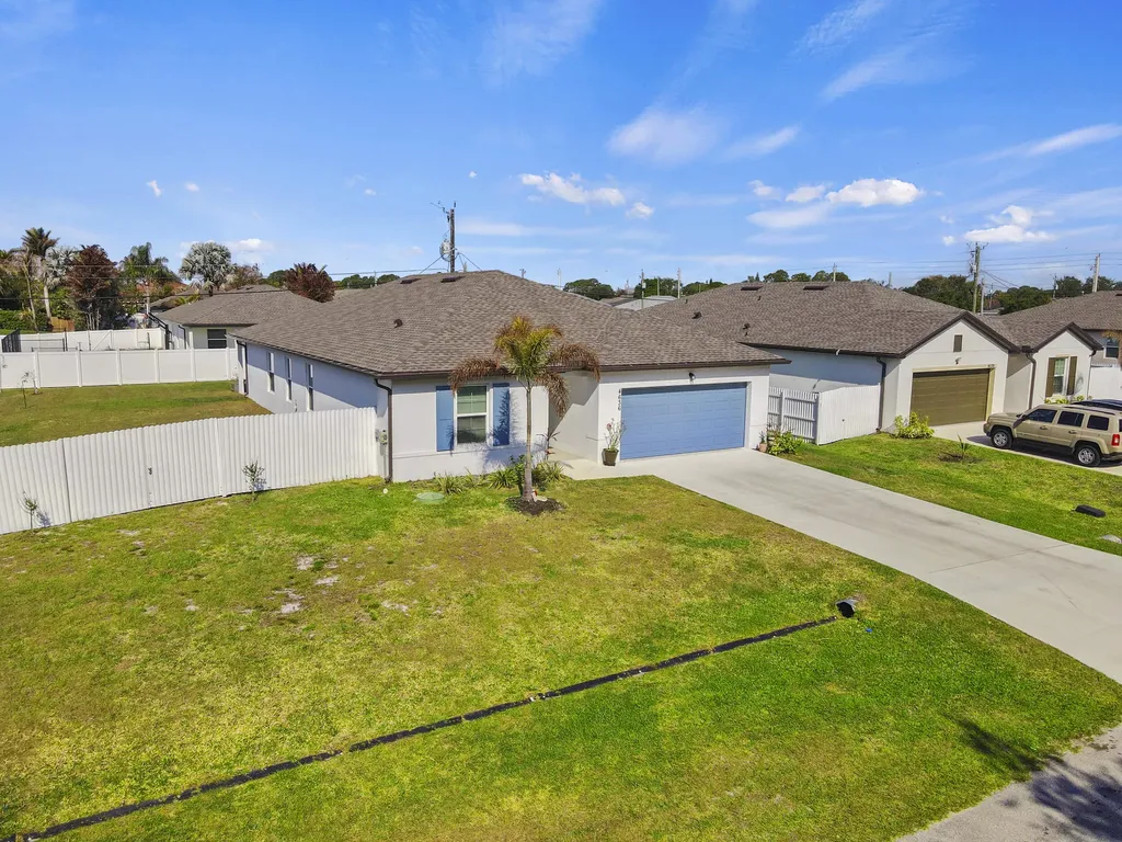 4636 SW Lassiter Terrace Port St Lucie FL 34953