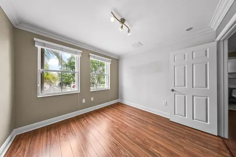 4735 SW 164th Avenue Miramar FL 33027