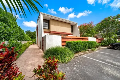 3909 Parkside Lane Hollywood FL 33021