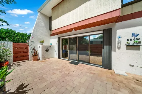3909 Parkside Lane Hollywood FL 33021