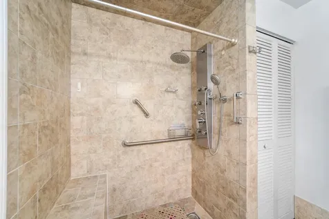 3909 Parkside Lane Hollywood FL 33021