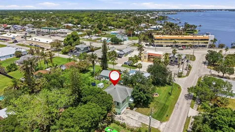 2750 SW Cornell Avenue Palm City FL 34990