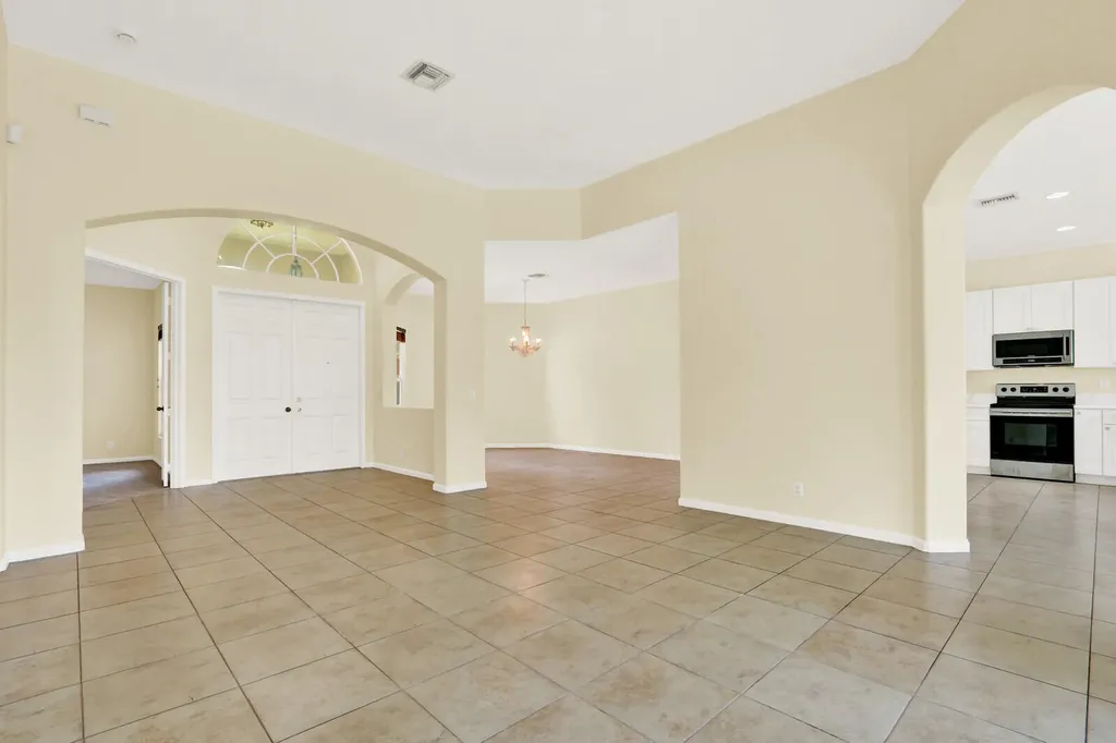 18144 N 42nd Road Road N The Acreage FL 33470