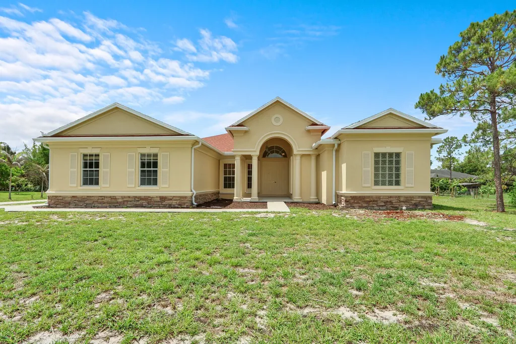 18144 N 42nd Road Road N The Acreage FL 33470