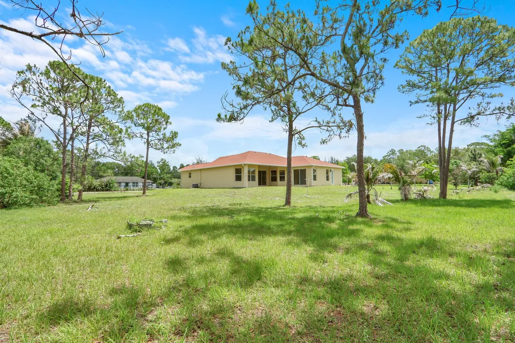18144 N 42nd Road Road N The Acreage FL 33470
