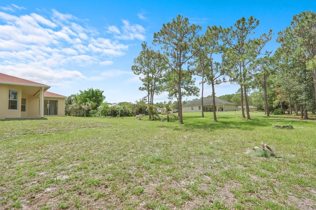 18144 N 42nd Road Road N The Acreage FL 33470
