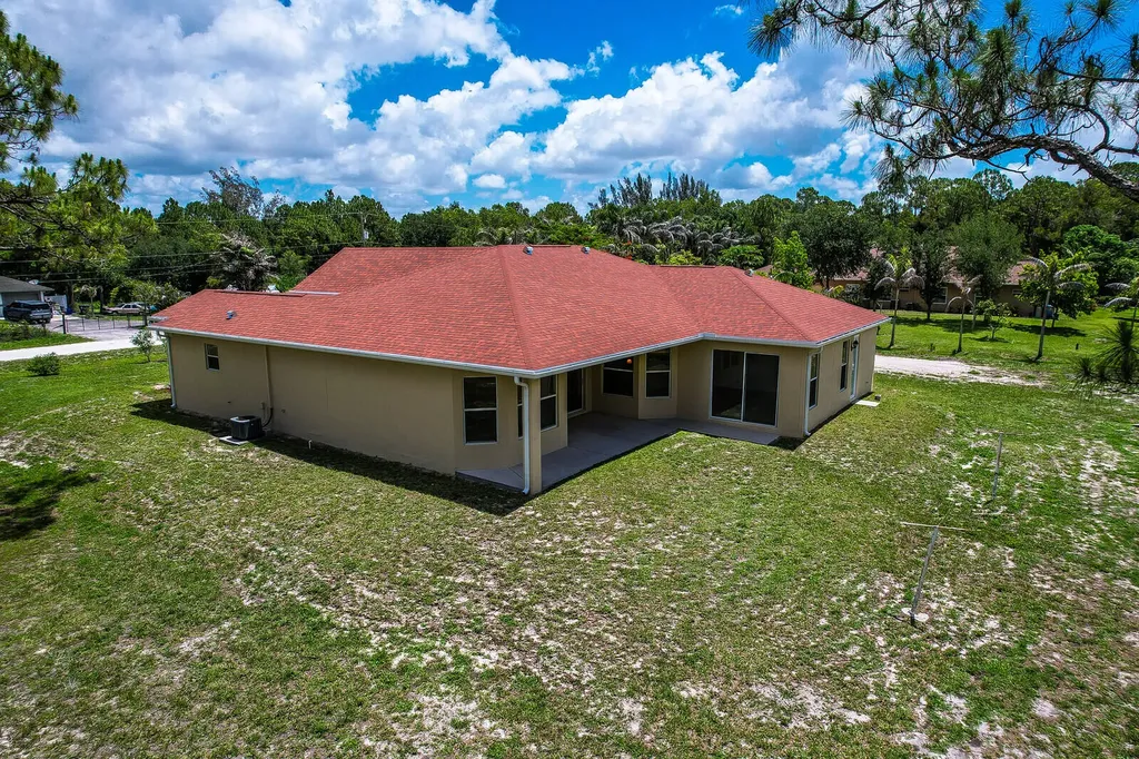 18144 N 42nd Road Road N The Acreage FL 33470