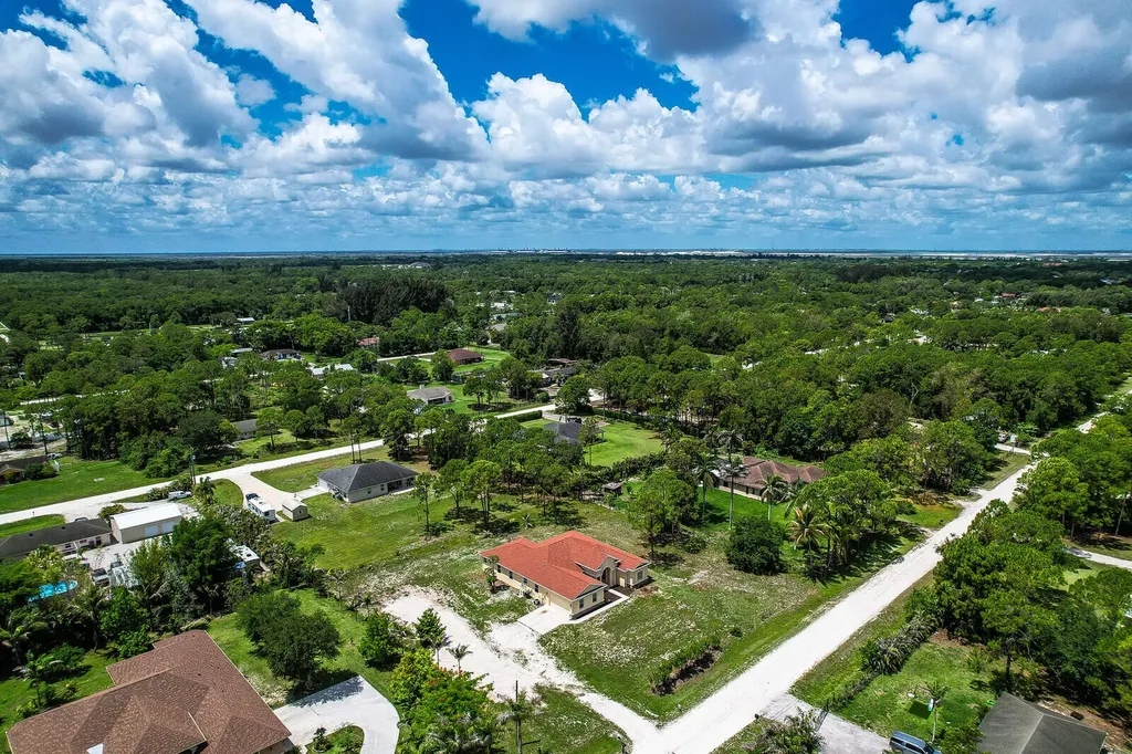 18144 N 42nd Road Road N The Acreage FL 33470