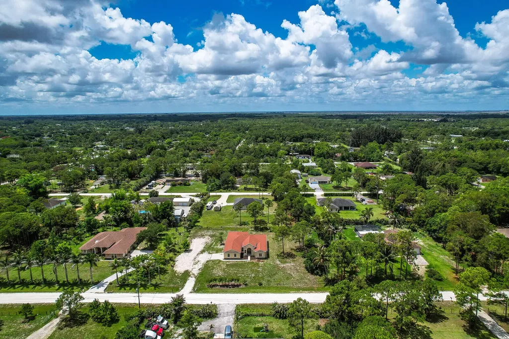 18144 N 42nd Road Road N The Acreage FL 33470