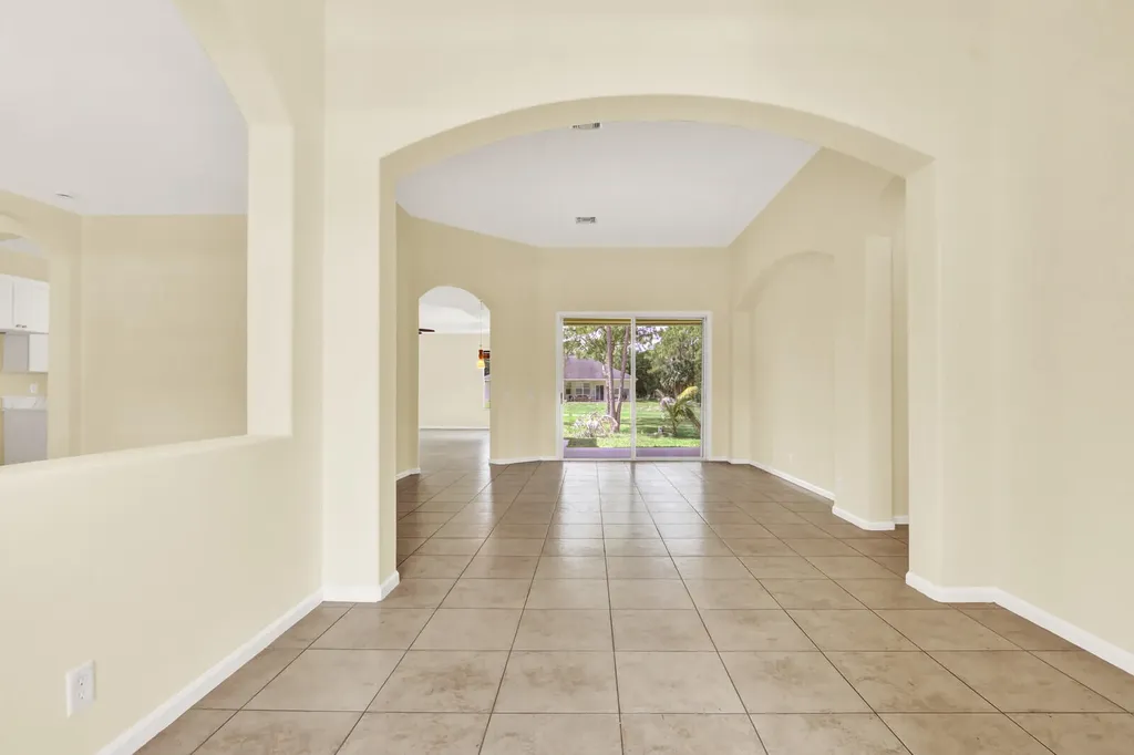 18144 N 42nd Road Road N The Acreage FL 33470