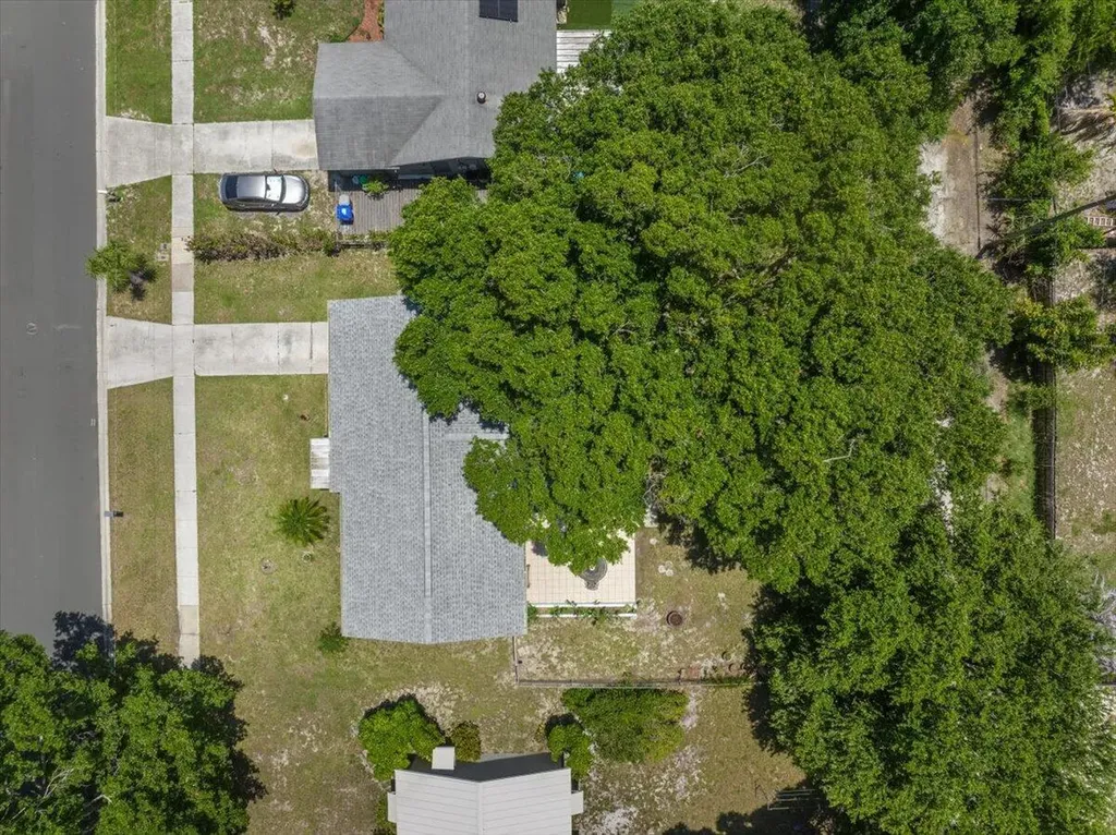 1735 40th Avenue Vero Beach FL 32960