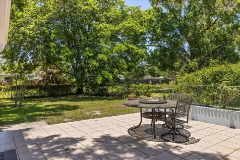 1735 40th Avenue Vero Beach FL 32960