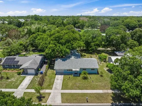1735 40th Avenue Vero Beach FL 32960