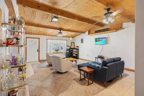 1735 40th Avenue Vero Beach FL 32960