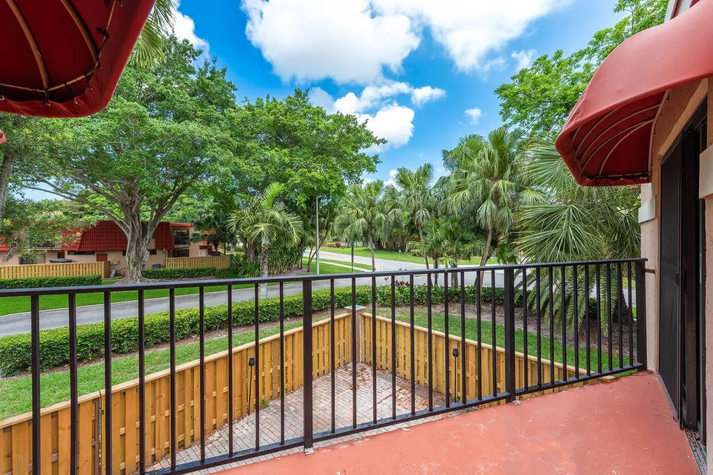 8050 Severn Drive Boca Raton FL 33433