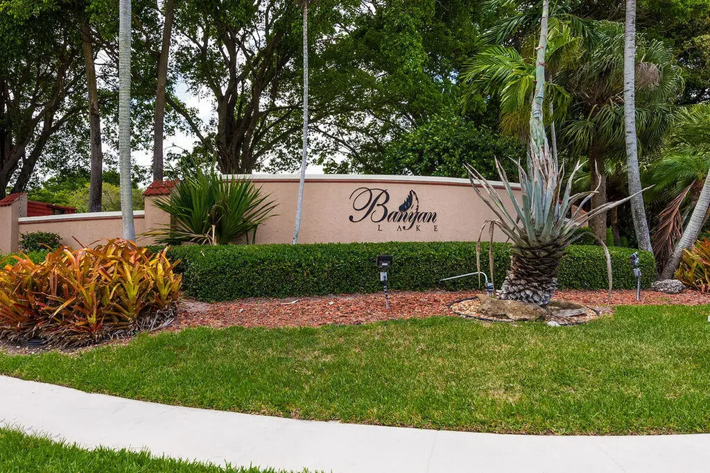 8050 Severn Drive Boca Raton FL 33433