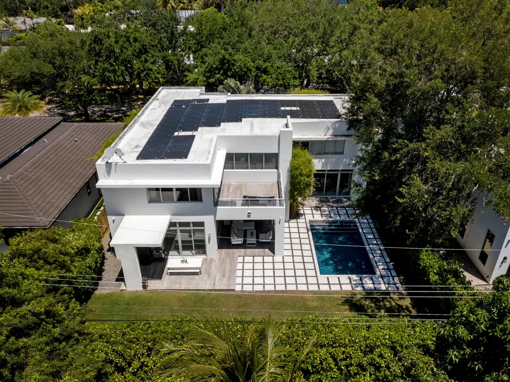 7700 SW 53rd Court Miami FL 33143