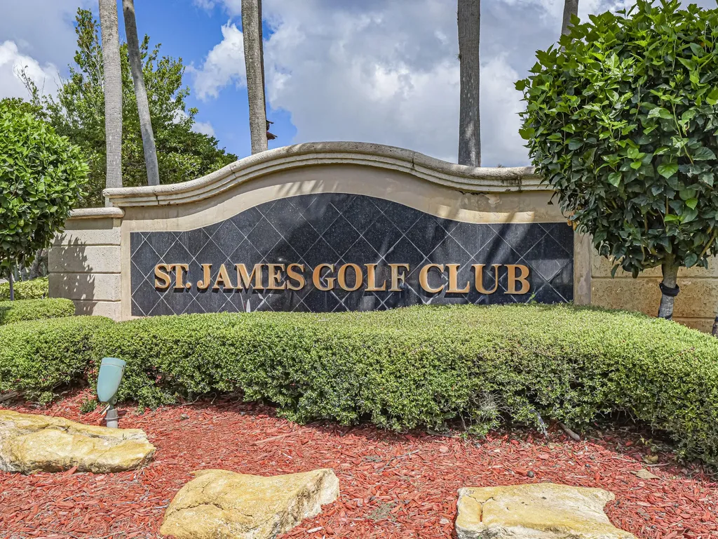 391 NW Sheffield Circle Port St Lucie FL 34983