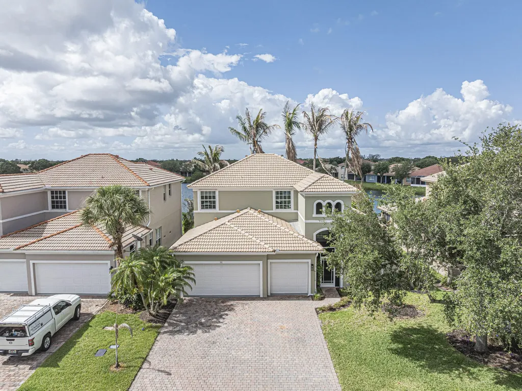 391 NW Sheffield Circle Port St Lucie FL 34983