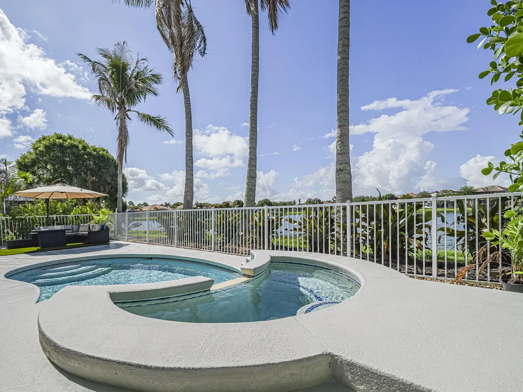391 NW Sheffield Circle Port St Lucie FL 34983